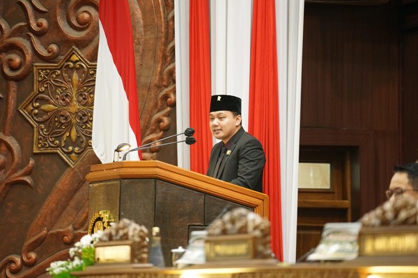 Pertanggungjawaban APBD 2024, Komisi C DPRD Jatim Soroti Kinerja BUMD dan Kontribusi PAD