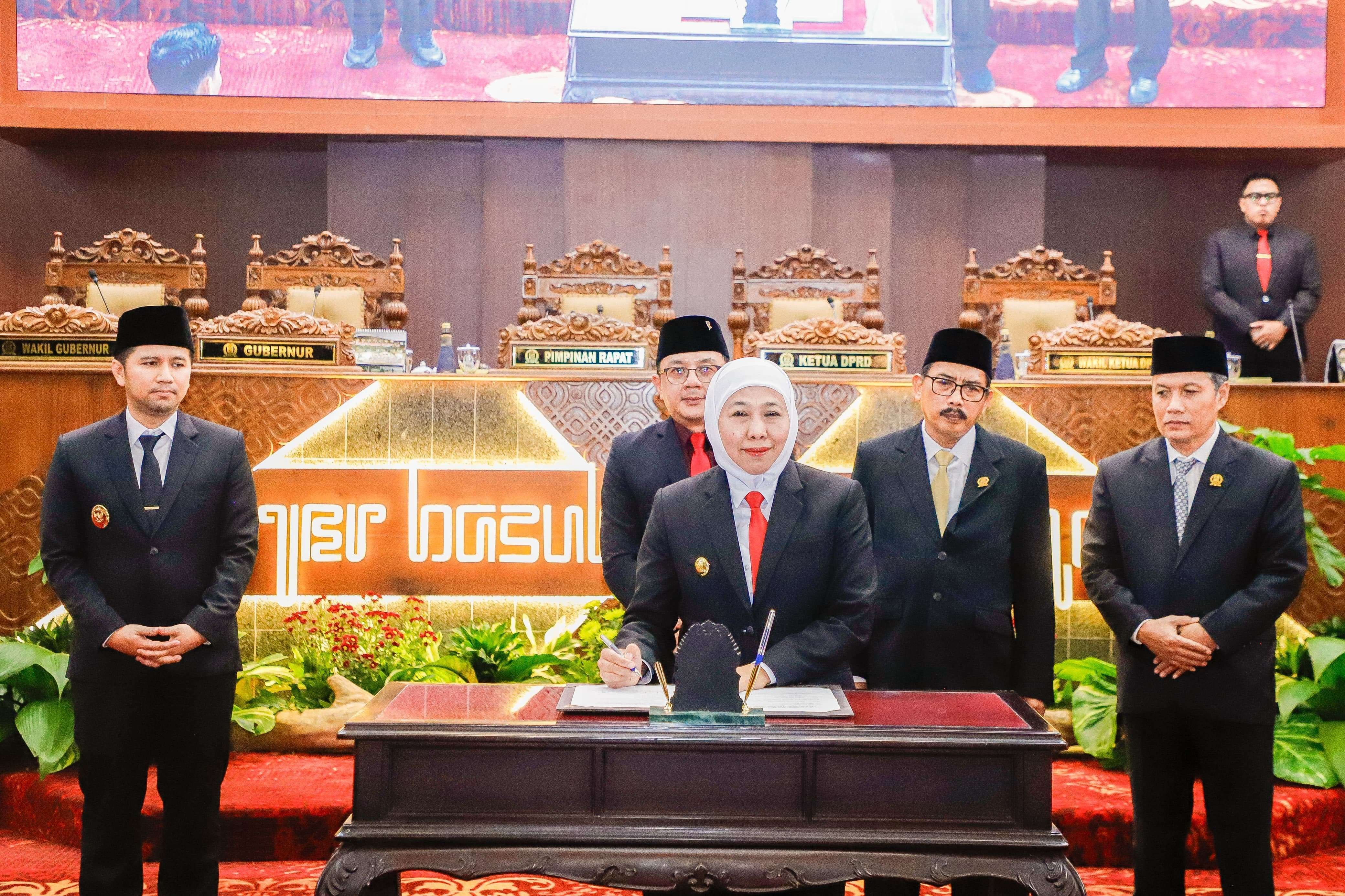 Gubernur Jatim akan melakukan penandatanganan berita acara