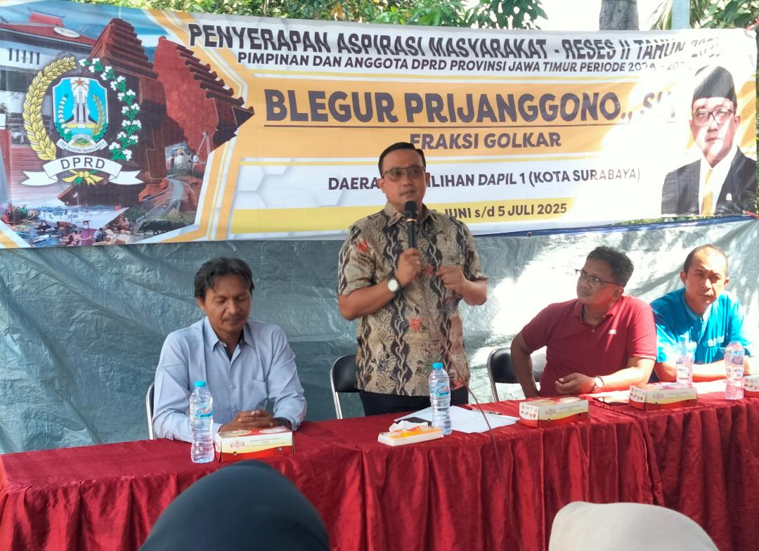 Reses di Wilayah yang Tak Pernah Disentuh Anggota Dewan, Wakil Ketua DPRD Jatim, Blegur Prijanggono, Serap Aspirasi Warga Penghuni Surat Ijo