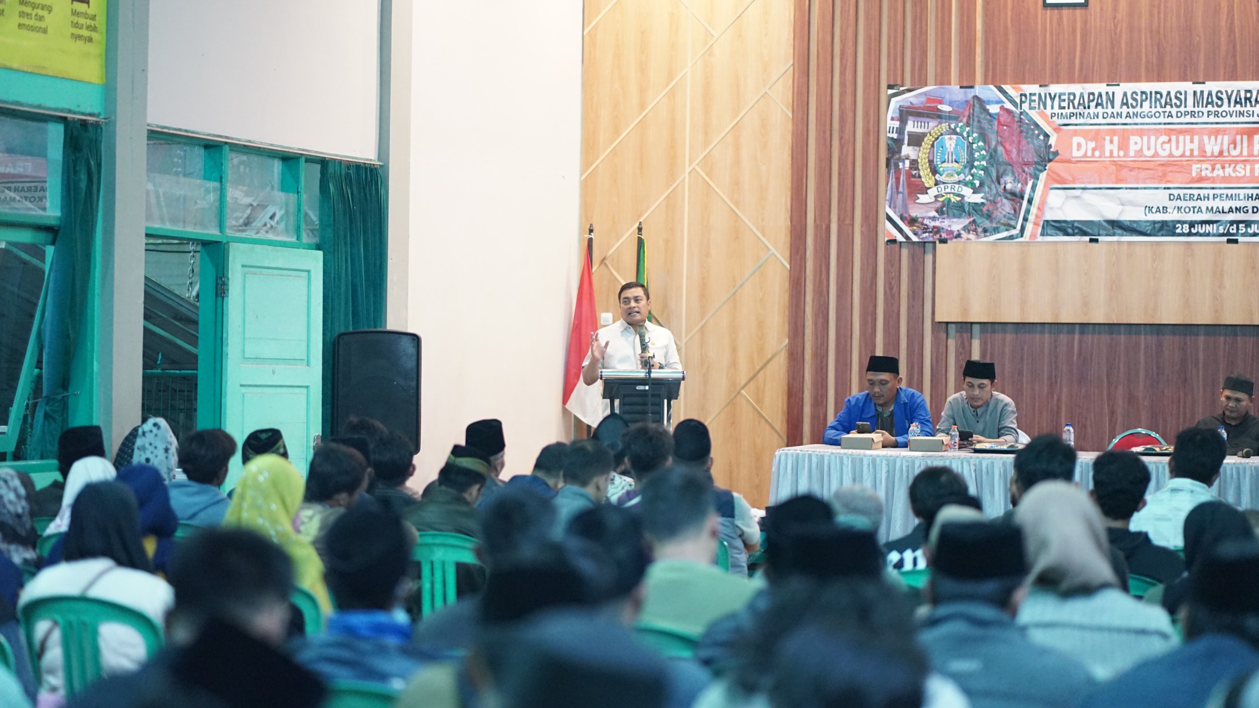 Dr. H. Puguh Wiji Pamungkas, MM anggota dewan fraksi PKS dari dapil Malang Raya dalam kegiatan reses
