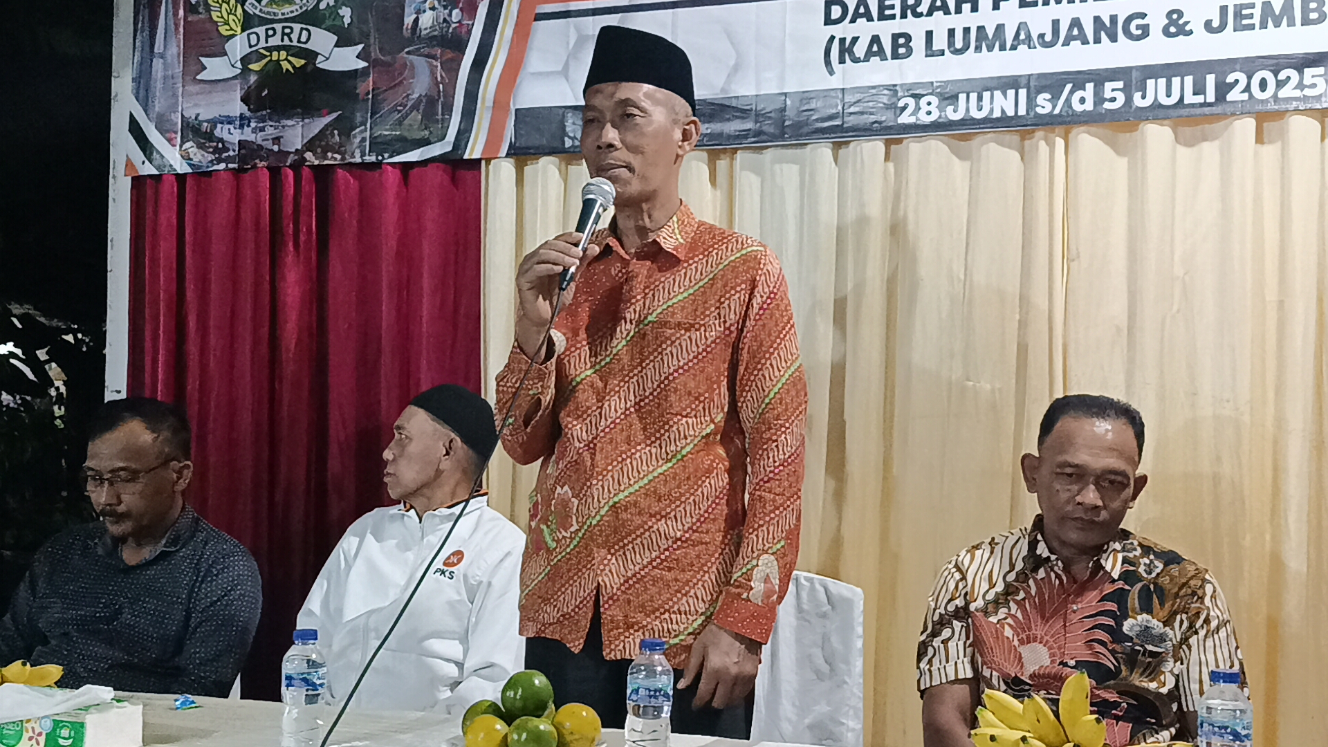 Legislator Husnul Khuluk Dicurhati Petani Lahannya Dirusak Tikus
