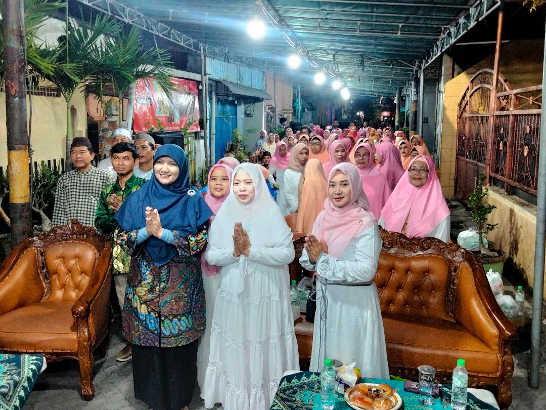 Anggota Komisi C DPRD Jawa Timur dari Fraksi PKS, Lilik Hendarwati, dalam kegiatan reses