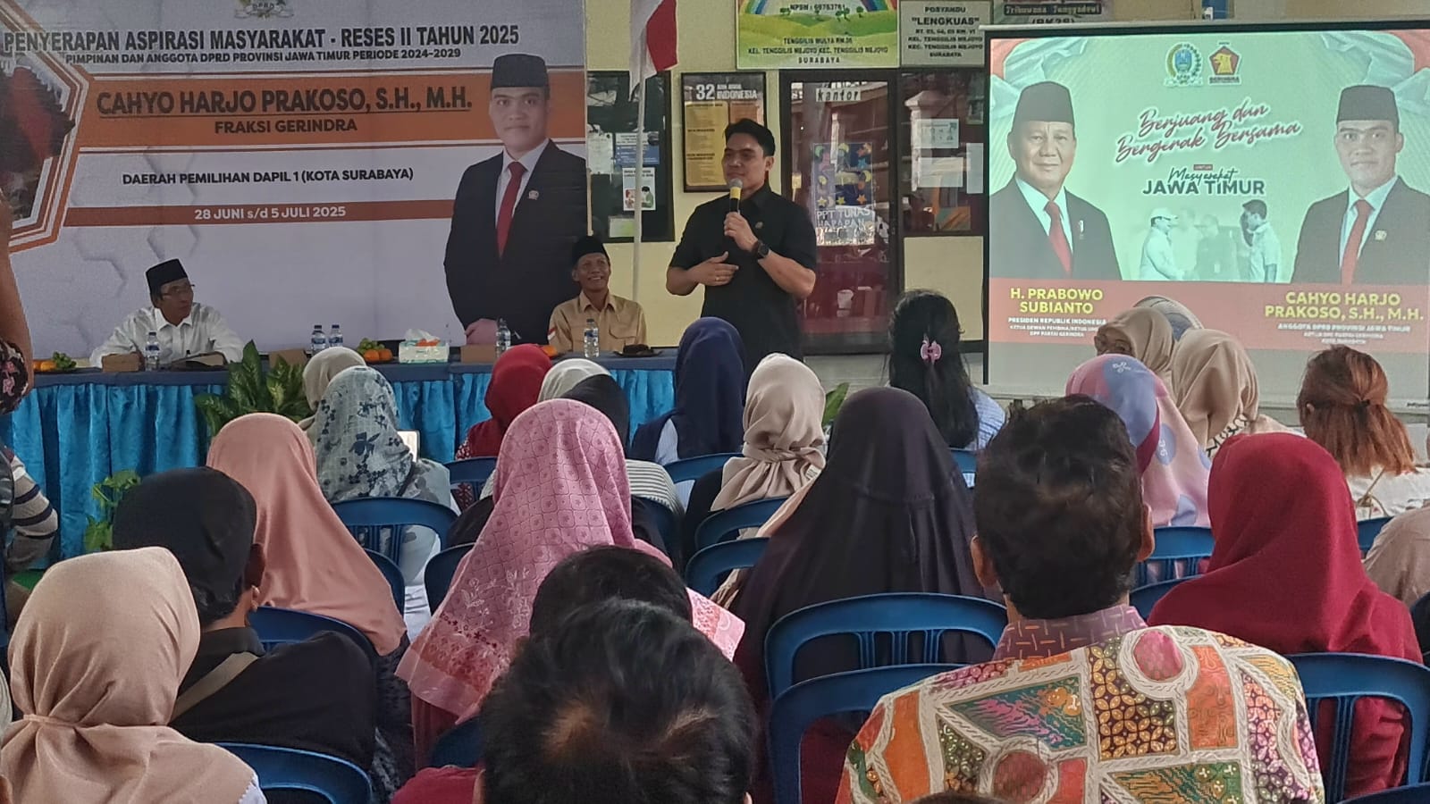 Anggota DPRD Jatim Cahyo Harjo Prakoso dalam kegiatan reses