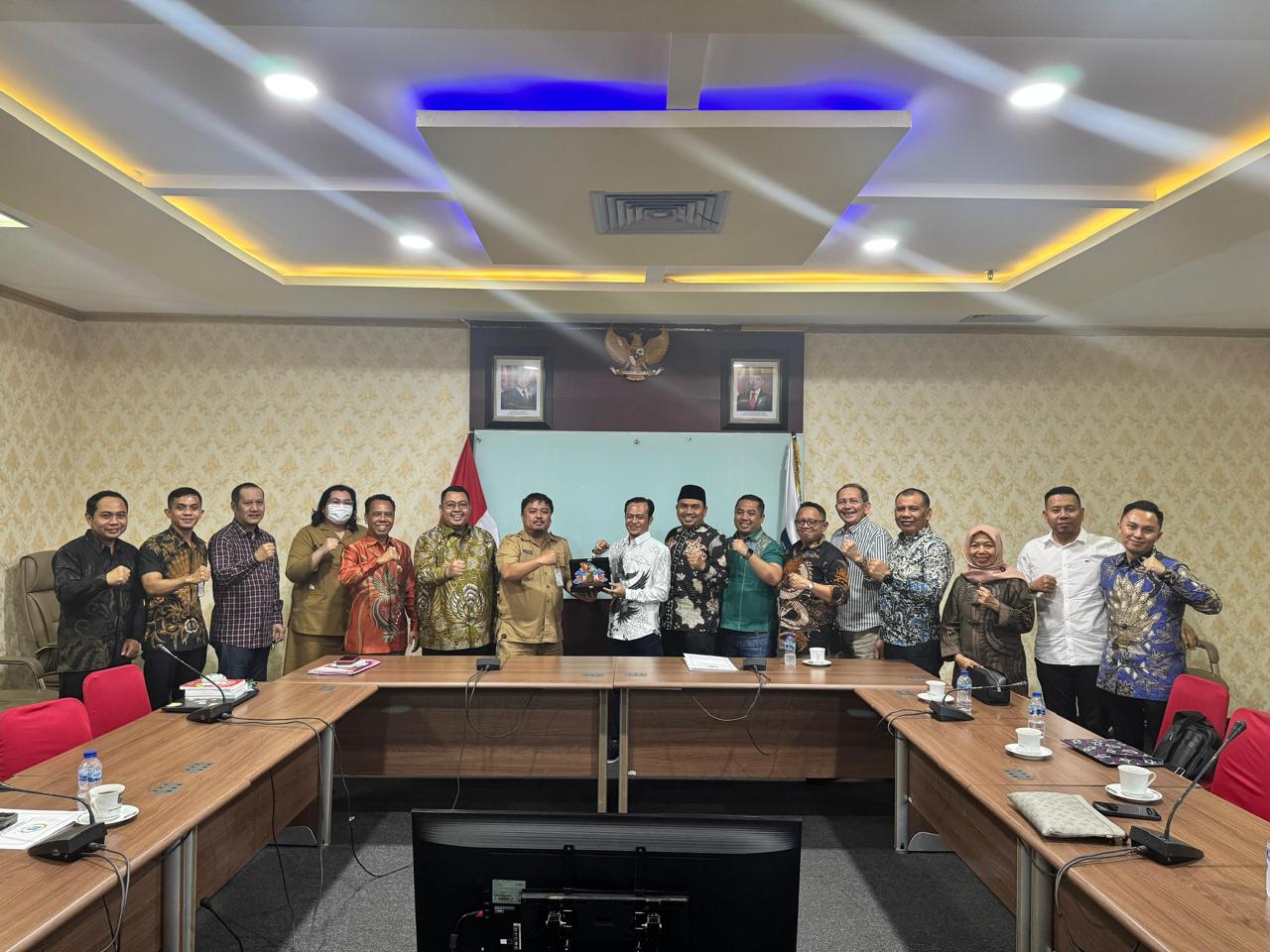 Ratusan Jabatan Kades di Jawa Timur Kosong, DPRD Jawa Timur Datangi Kemendagri Dan DPR RI