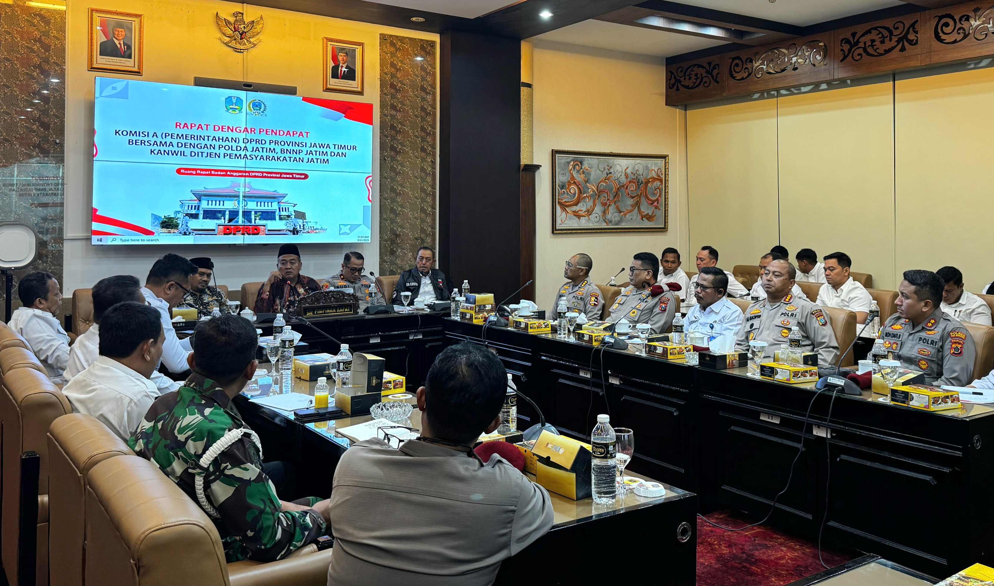 DPRD Jatim, BNN, Direkotorat Narkoba Polda Jatim dan LSM peduli Narkoba sepakati beberapa langkah strategis, tekan peredaran Narkoba