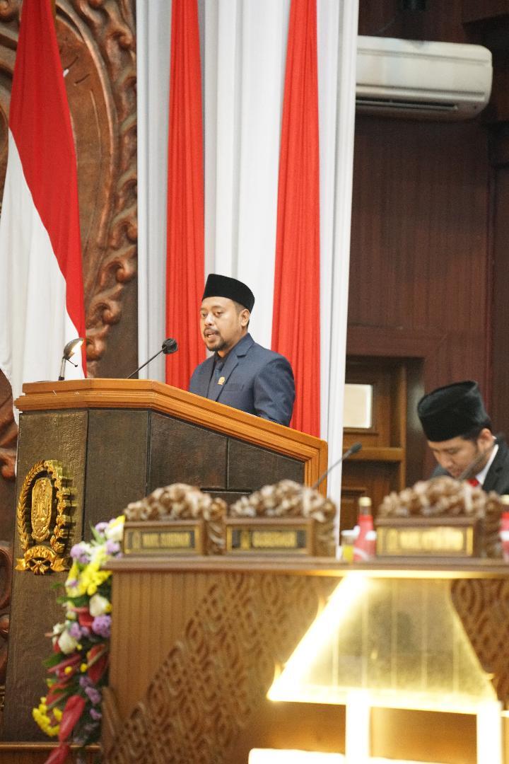 Juru Bicara Fraksi PKS DPRD Jatim, Harisandi Savari