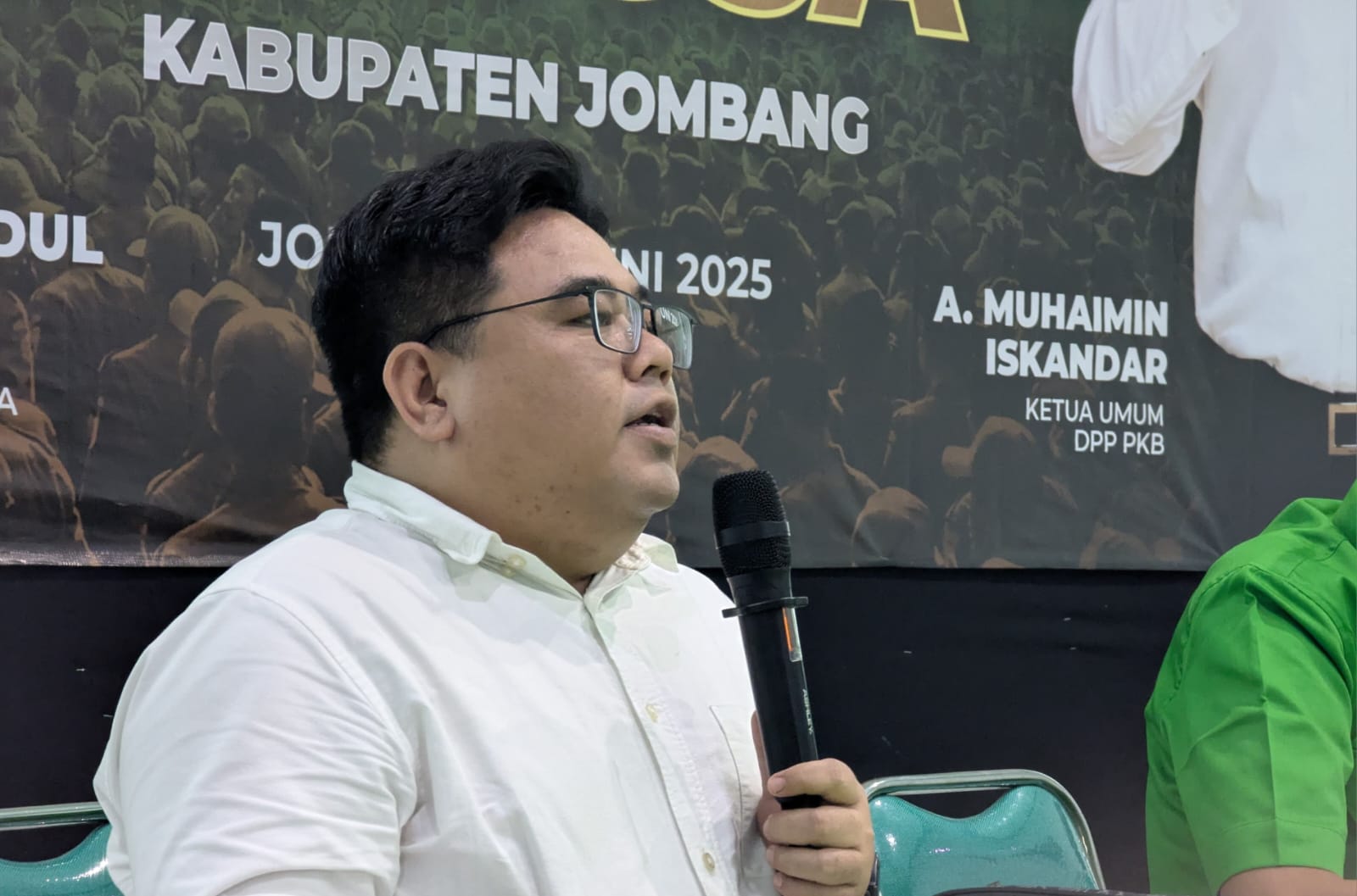 Anggota DPRD Jawa Timur, Salim Azhar