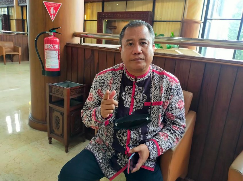 Anggota komisi D DPRD Jawa Timur Siadi