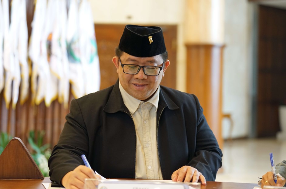 Ketua Bapemperda DPRD Jatim, Yordan M Batara Goa (Foto: Humas)