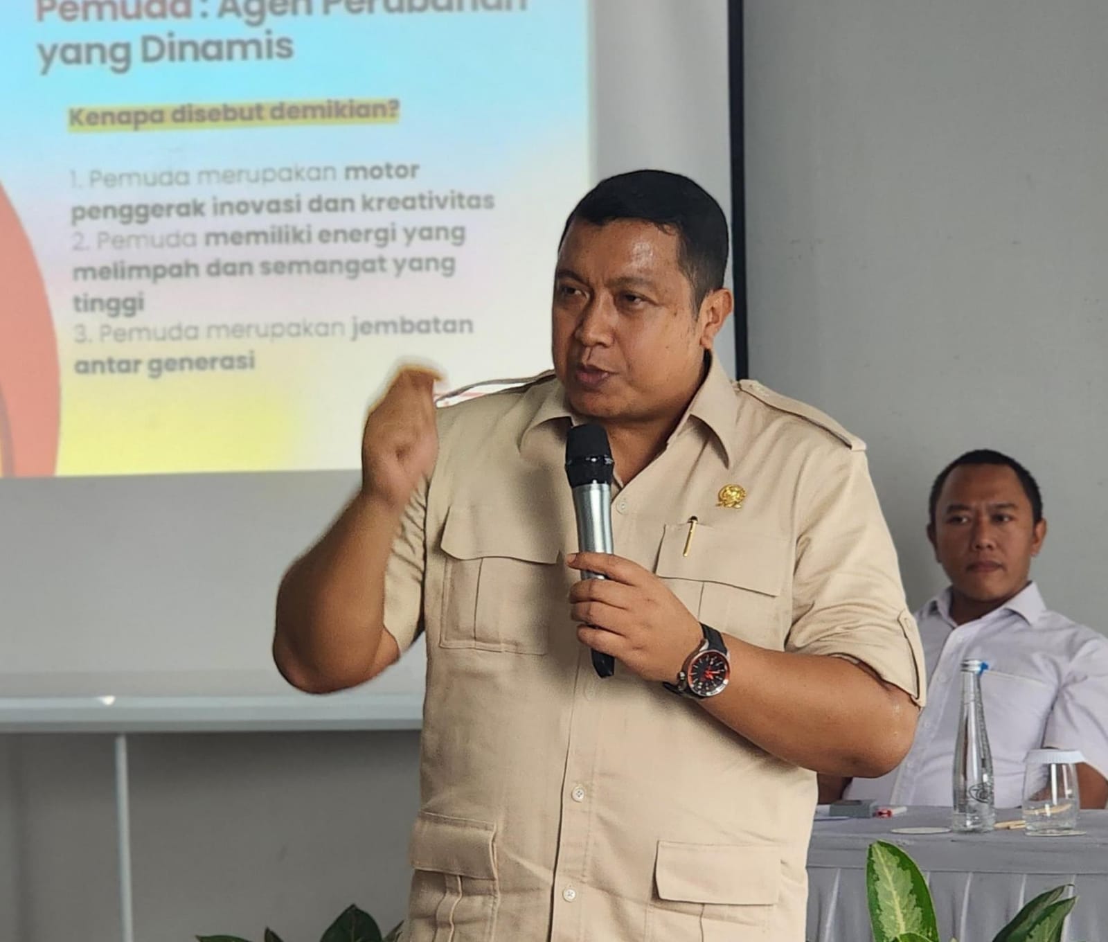 Wakil ketua komisi B DPRD Jawa Timur Chusni Mubarok