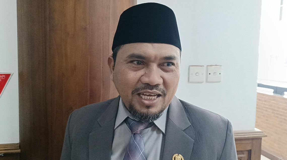 Agus Cahyono memberikan pernyataan tentang perlunya skema keringanan Pajak Kendaraan Bermotor dalam revisi Perda Pajak Daerah Jawa Timur.