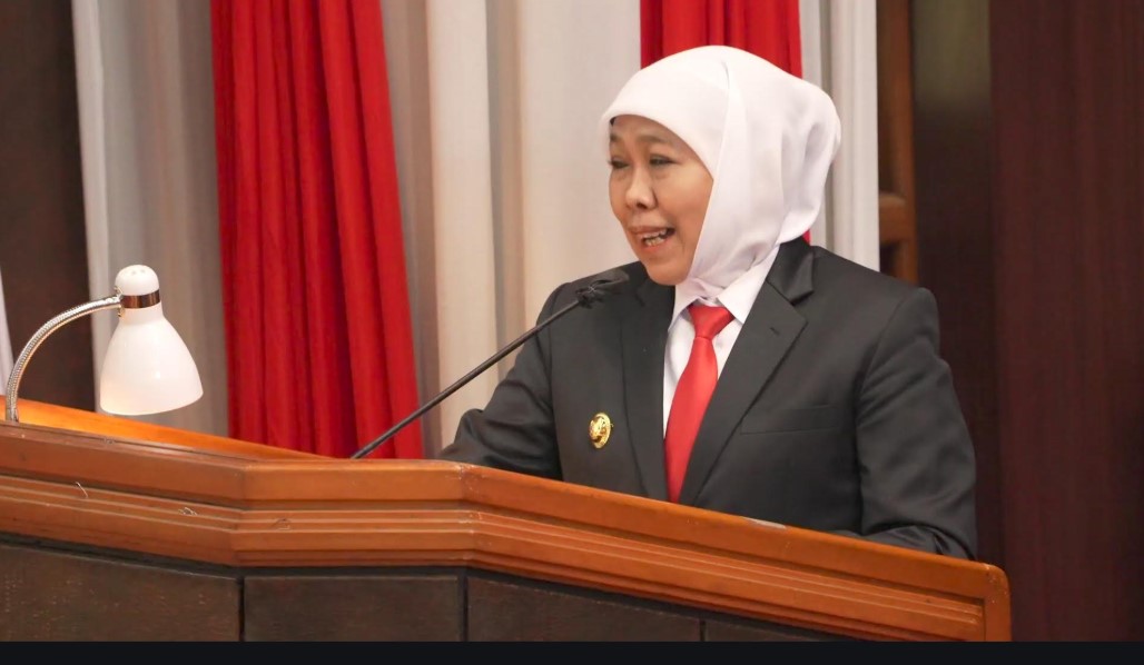 Gubernur Khofifah Sampaikan Nota Penjelasan Raperda Perubahan atas Perda Penanggulangan Bencana