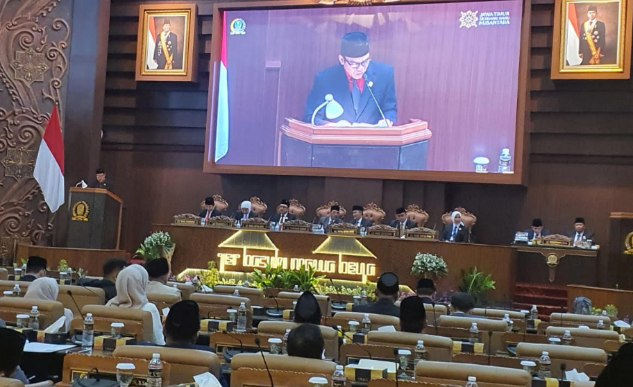 Fraksi PDIP Soroti Penurunan Pendapatan dan Desak Reformasi Fiskal dalam APBD Jatim 2026