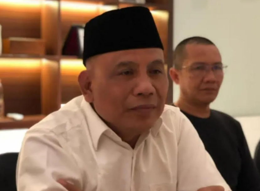 Anggota Komisi A DPRD Jawa Timur Sumardi meminta evaluasi total SPPG menyusul insiden keracunan massal Program Makan Bergizi Gratis di Mojokerto.