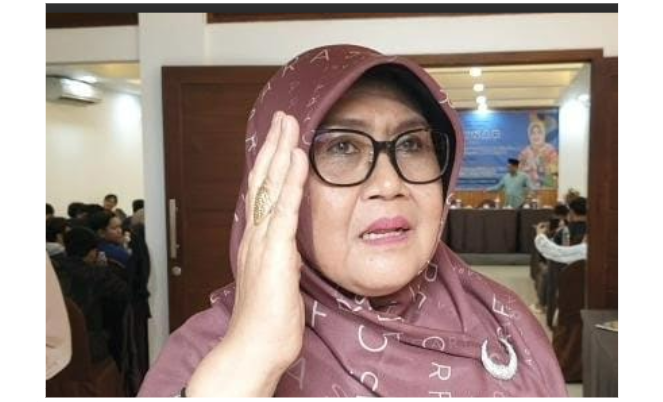Anggota Komisi D DPRD Jawa Timur, Atika Banowati, mengimbau kewaspadaan wisatawan di kawasan wisata rawan bencana.