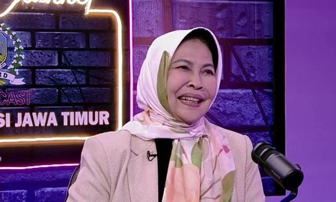 Anggota DPRD Jawa Timur Dewanti Rumpoko mendorong optimalisasi Trans Jatim, Trans Laut, dan sistem terminal guna meningkatkan PAD Jawa Timur hingga Rp100 miliar pada 2026.