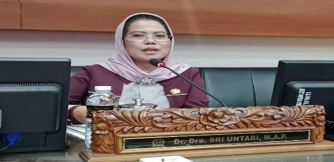 Sri Untari Bisowarno menyampaikan perhatian Komisi E DPRD Jawa Timur terhadap sejumlah SPPG yang berhenti beroperasi serta mendorong solusi permodalan dan koordinasi program MBG.