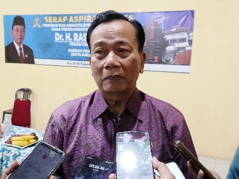 Anggota Komisi E DPRD Jawa Timur, Rasiyo, menyampaikan pentingnya pengawasan orang tua dalam mencegah kecanduan judi online pada anak.