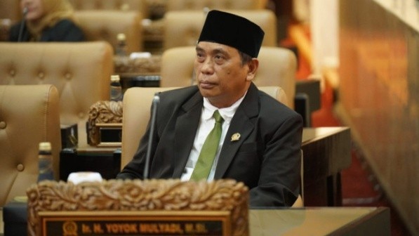 Yoyok Mulyadi menyoroti masih adanya warga miskin di Situbondo dan Bondowoso yang belum menikmati akses listrik dan mendorong percepatan pemerataan elektrifikasi desa di Jawa Timur.