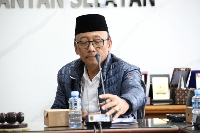 Anggota Komisi E DPRD Jawa Timur Suli Daim mengingatkan Disnaker Jatim untuk memperketat pengawasan pembayaran THR pekerja menjelang Hari Raya Idulfitri 2026. Foto: Suli Daim.
