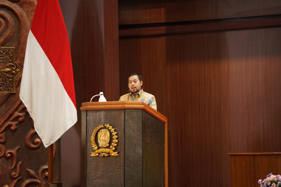 Wakil Ketua Pansus LKPJ DPRD Jawa Timur, Harisandi Savari, menegaskan evaluasi kinerja BUMD dan OPD dilakukan secara objektif dalam pembahasan LKPJ Gubernur Jawa Timur Tahun Anggaran 2025.