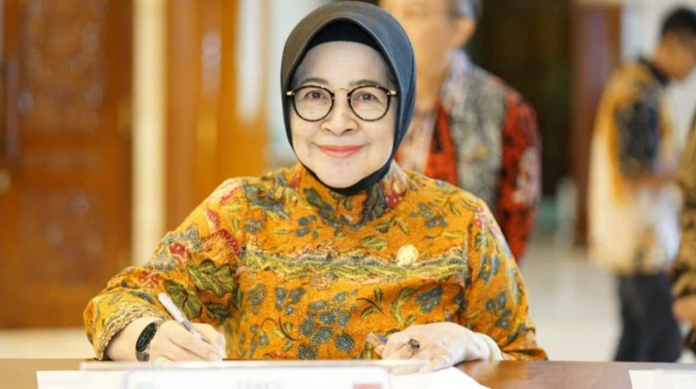 Ketua Fraksi PDI Perjuangan DPRD Jawa Timur, Wara Sundari Renny Pramana, menyoroti masih adanya kesenjangan pendidikan perempuan di Jawa Timur dalam momentum Hari Kartini 2026.