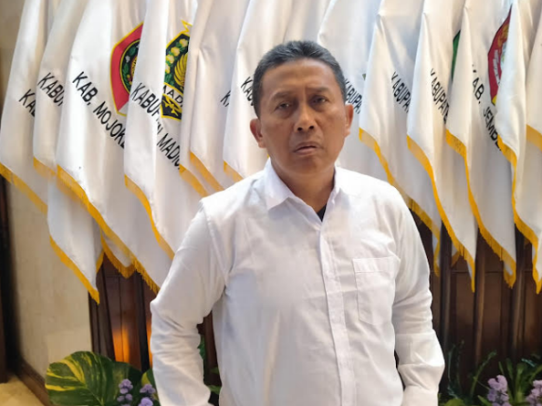 Anggota DPRD Jawa Timur Dapil XIII Lamongan-Gresik  Husnul Aqib menyoroti distribusi pupuk subsidi di Lamongan yang dinilai masih belum merata bagi petani.