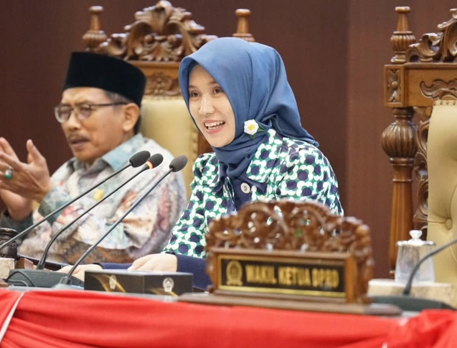 Wakil Ketua DPRD Jawa Timur dari Dapil XII Tuban-Bojonegoro, Sri Wahyuni, mengapresiasi penguatan sertifikasi halal UMKM Bojonegoro sebagai langkah meningkatkan daya saing produk lokal di pasar global.