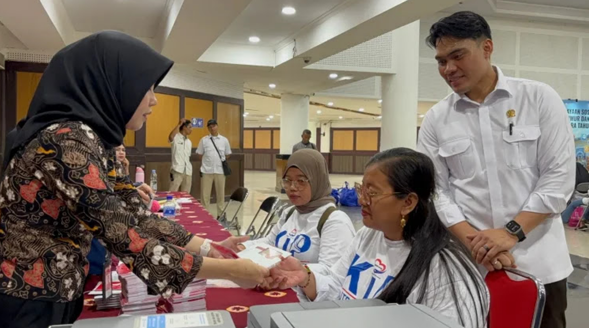 Cahyo Harjo DPRD Jatim Bersinergi Perkuat Program KIP Jawara Surabaya