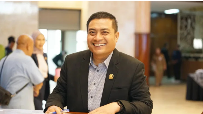 Anggota Komisi E DPRD Jawa Timur, Puguh Wiji Pamungkas, menegaskan pentingnya pemerataan akses pendidikan, peningkatan daya tampung sekolah, dan perluasan kesempatan belajar sebagai refleksi Hari Pendidikan Nasional Tahun 2026.