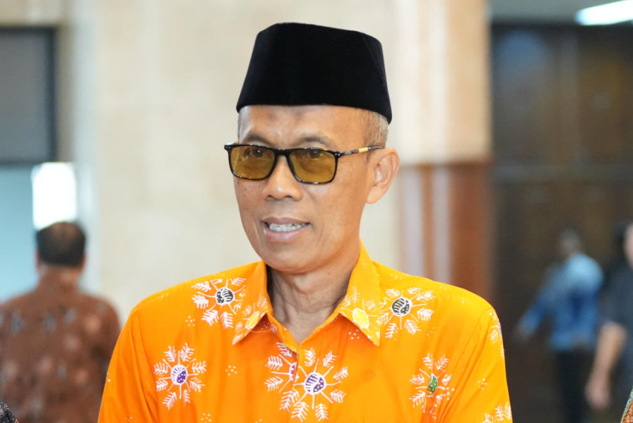 Anggota DPRD Provinsi Jawa Timur Dapil V Khusnul Khuluk minta peningkatan pengawasan dan standar keselamatan di destinasi wisata pantai usai insiden wisatawan terseret ombak di Pantai Seruni Payangan, Kabupaten Jember.