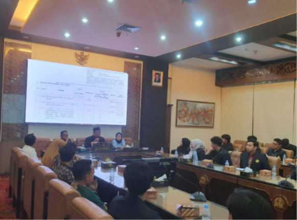 Mahasiswa HTN Unej Belajar Proses Pembentukan Perda ke DPRD Jatim