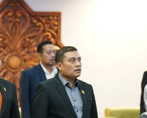 Anggota Komisi E DPRD Jatim Puguh Wiji Pamungkas menyoroti serapan APBD 2026 dan kinerja OPD di tengah penambahan anggaran Rp2,64 triliun.