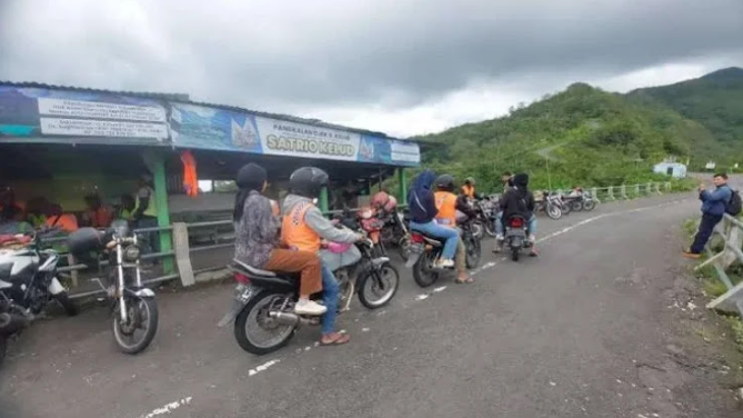 Komisi E DPRD Jatim Ajak Pemkab Kediri Atasi Tarif Ojek Kelud