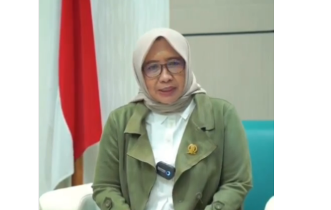 Ketua Komisi B DPRD Provinsi Jawa Timur, Dra. Hj. Anik Maslachah, S.Pd., M.Si., mendorong penguatan kemandirian pangan melalui peningkatan produktivitas, modernisasi pertanian, regenerasi petani, dan hilirisasi komoditas Jawa Timur.