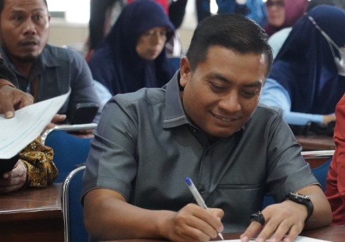 Anggota Komisi E DPRD Jawa Timur, Puguh Wiji Pamungkas, menyoroti tata kelola olahraga dan pengelolaan SMANOR dalam pembahasan Raperda Kepemudaan dan Keolahragaan.