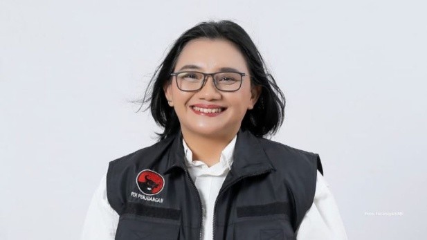 Anggota DPRD Provinsi Jawa Timur Diana Sasa mengapresiasi antusiasme warga Magetan saat menyaksikan pertunjukan Teater Kaki Lima Puchi Mari Mari dari Jepang, Kamis (17/09/2026) malam.