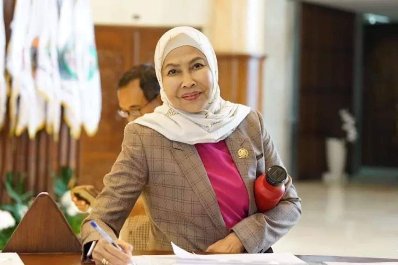 Dewanti Rumpoko Soroti Karhutla Gunung Kawi, Personel Siaga Diminta Diperkuat