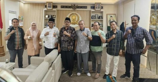 Ketua DPRD Jatim Dorong IKAPETE Segera Bentuk Koperasi